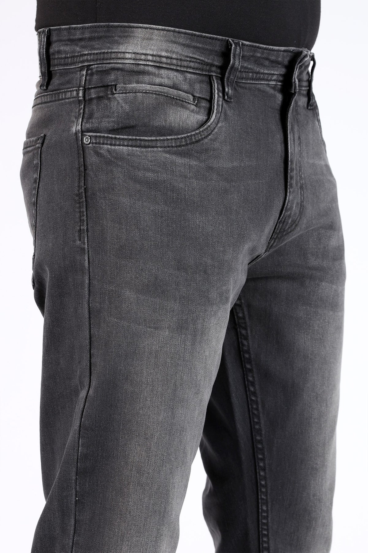 Lennox Slim Straight Stretch Jeans