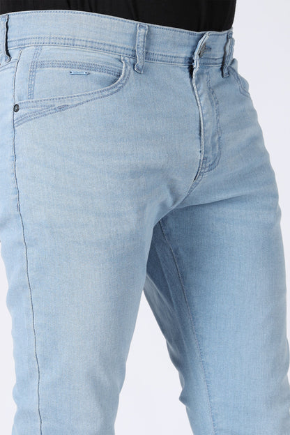 Colter Slim Straight Stretch Jeans